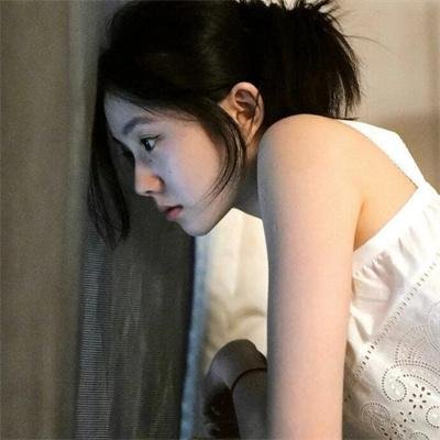 敦君与女朋友